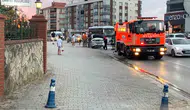 Emniyetin önünde korku dolu anlar: Alevler bir anda yükseldi
