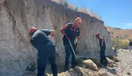 Güzelçay'da korkutan heyelan: AFAD ekipleri zamana karşı yarıştı