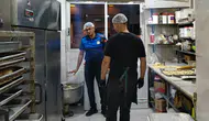 Efeler'de fırınlara şafak operasyonu: Gramaj ve hijyen denetimi