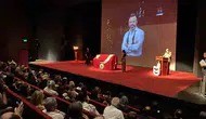 Sahne ışıkları bu kez onun için söndü: Sanat dünyası Serhat Kılıç'a gözyaşlarıyla veda etti