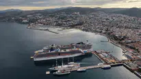 Kuşadası limanında dev hareketlilik: Bir günde 6 bin ziyaretçi akını