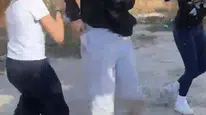 Denizli'de akran zorbalığı kamerada: Liseli kızlar ortaokullu öğrenciyi çeşmede ıslatıp yerde sürükledi