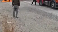 Van yolunda korku dolu anlar: Seyir halindeki araç bir anda alev topuna döndü
