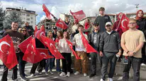 Sivas'ta Cumhuriyet coşkusu sınırları aştı: Avrupalı gençler meydanda haykırdı