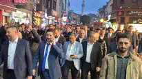 Bartın'da sandıktan çıkan sürpriz sonuç sonrası 800 metrelik zafer yürüyüşü
