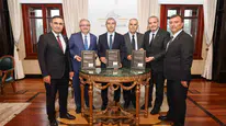Afyonkarahisar'da üniversiteli gençlere İŞKUR'dan dev destek: Binlerce öğrenciye aylık 19 bin TL'yi aşan katkı