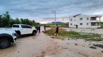 Erzin'de dereler taştı evleri ve bahçeleri şu bastı