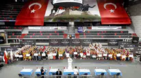 Gaziantep’te halk oyunları rüzgarı esti