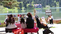 Bayramı doğada geçirmek isteyenler Gölcük Tabiat Parkı'na koştu