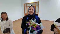 39 yaşında üç çocuk annesi okul birincisi oldu