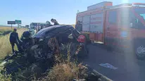 Batman yolunda kamyon şarampole devrildi
