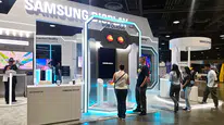 Samsung akıllı gözlükler için ışığı ikiye katlayan ekran geliştirdi