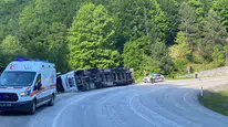 Mudurnu yolunda tır kazası trafiği aksattı