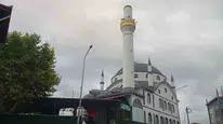 Amasya Taşova'da fırtına dehşeti Çatılar uçtu minare yıkıldı