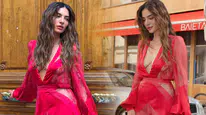 Melisa Aslı Pamuk Paris Moda Haftası'ndaki iddialı stiliyle gündeme oturdu