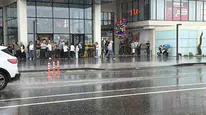 Düzce’de bunaltıcı sıcaklar yerini aniden bastıran yağmura bıraktı