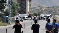 Bitlis'te duraktaki sahipsiz paket polisi harekete geçirdi