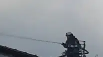 Sakarya’da bir binanın çatısı alevlere teslim oldu