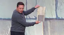Tesla çatı tipi güneş enerjisi projesine noktayı koydu
