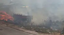 Dere yatağında yangın paniği, ekipler üzüm bağlarına sıçramadan söndürdü