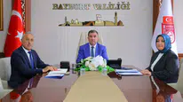 Bayburt sokaklarında vefa yürüyüşü: Kahramanlar gençlerle buluştu