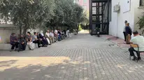Osmaniye'de KPSS heyecanı: Adaylar ter dökerken yakınları dışarıda nefeslerini tuttu