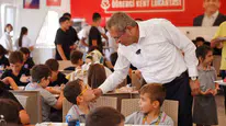 Ayvalık'ta öğrencilerin yüzünü güldüren karar: 50 TL'ye tam menü dönemi sürüyor