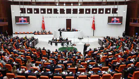 Meclis'te fon tartışması krizi: Yoklama ile gelen erken kapanış