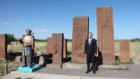 Bakan Yardımcısı Demiralp Ahlat’ın tarihi mirasını yerinde denetledi