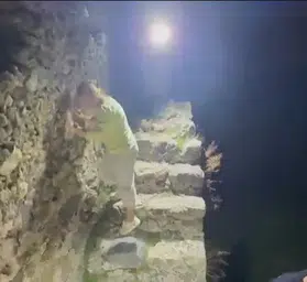 Alanya Kalesi'nde macera kötü bitti: Surlarda mahsur kalan turistler için seferberlik