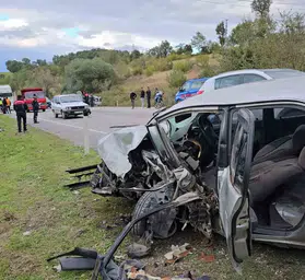 Vezirköprü yolunda feci kaza: 55 yaşındaki sürücü kurtarılamadı