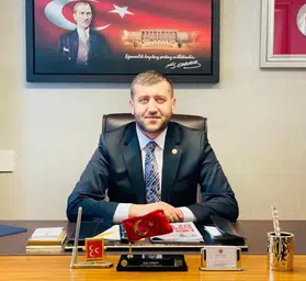 Gençler Baki Ersoy ismini listenin üst sıralarına taşıdı