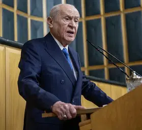 Bahçeli'den kritik çağrı: İsviçre'deki o imzalar barışın anahtarı olabilir