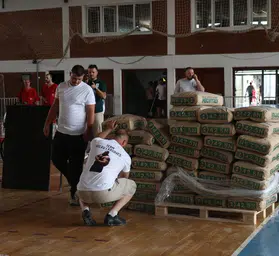 2 tonla tarih yazdı: Kosovalı sporcu Guinness Dünya Rekoru kırdı