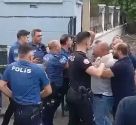 Engelli genç kıza dehşet: 4 şüpheliye mahalleli linç girişiminde bulundu