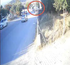 Bursa'da dehşet anları: Yasaklı yolda kontrolden çıkan kamyon bahçeye daldı
