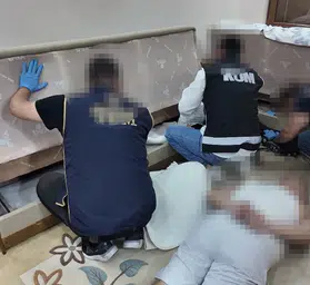 Biga'da Yıldızlar çetesine şafak baskını: Lider dahil 8 kişi kıskıvrak yakalandı
