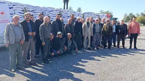Konya'da tarlalar bereketlenecek: Çiftçiye milyonluk tohum desteği