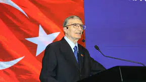 Nobel ödüllü bilim insanı Aziz Sancar'dan Mersin'de gençlere başarı reçetesi: Çalışmanın kestirme yolu yok