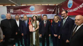 Başkentte Kastamonu Rüzgarı: Bakan Yumaklı’ya Taşköprü’nün Meşhur Lezzeti Takdim Edildi