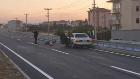 Çubuk'ta kavşak kazası: Hem sürücü hem de çocuk yaralandı