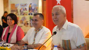 Alanya festivalde kervan temasıyla dünya kültürlerini bir araya getiriyor