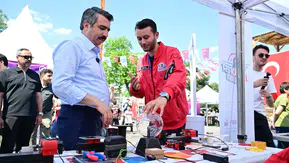 Yıldırım’da gençler geleceğin teknolojisini deneyimledi