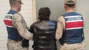 Karaköprü’de aranan hükümlü jandarmanın takibiyle yakalandı