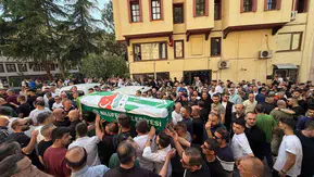 Bursa tribünlerinin acı günü Ertuğ Toker son yolculuğuna uğurlandı