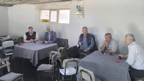 Uşaklı üreticinin tarlası ve ahırı yakın markaja alındı