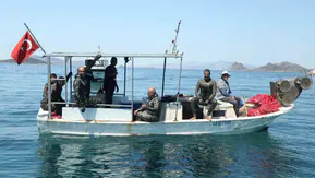 Bodrum denizlerinden 260 kilo çöp çıktı