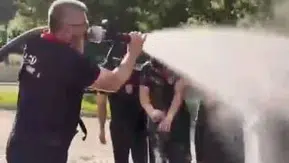 Artvin’de itfaiyeci adaylarına tazyikli suyla ıslak mezuniyet