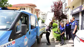 Şehzadeler’de kaldırımı işgal eden esnafa zabıta freni