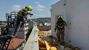 Susurluk merkezde çatı yangını paniğe neden oldu?